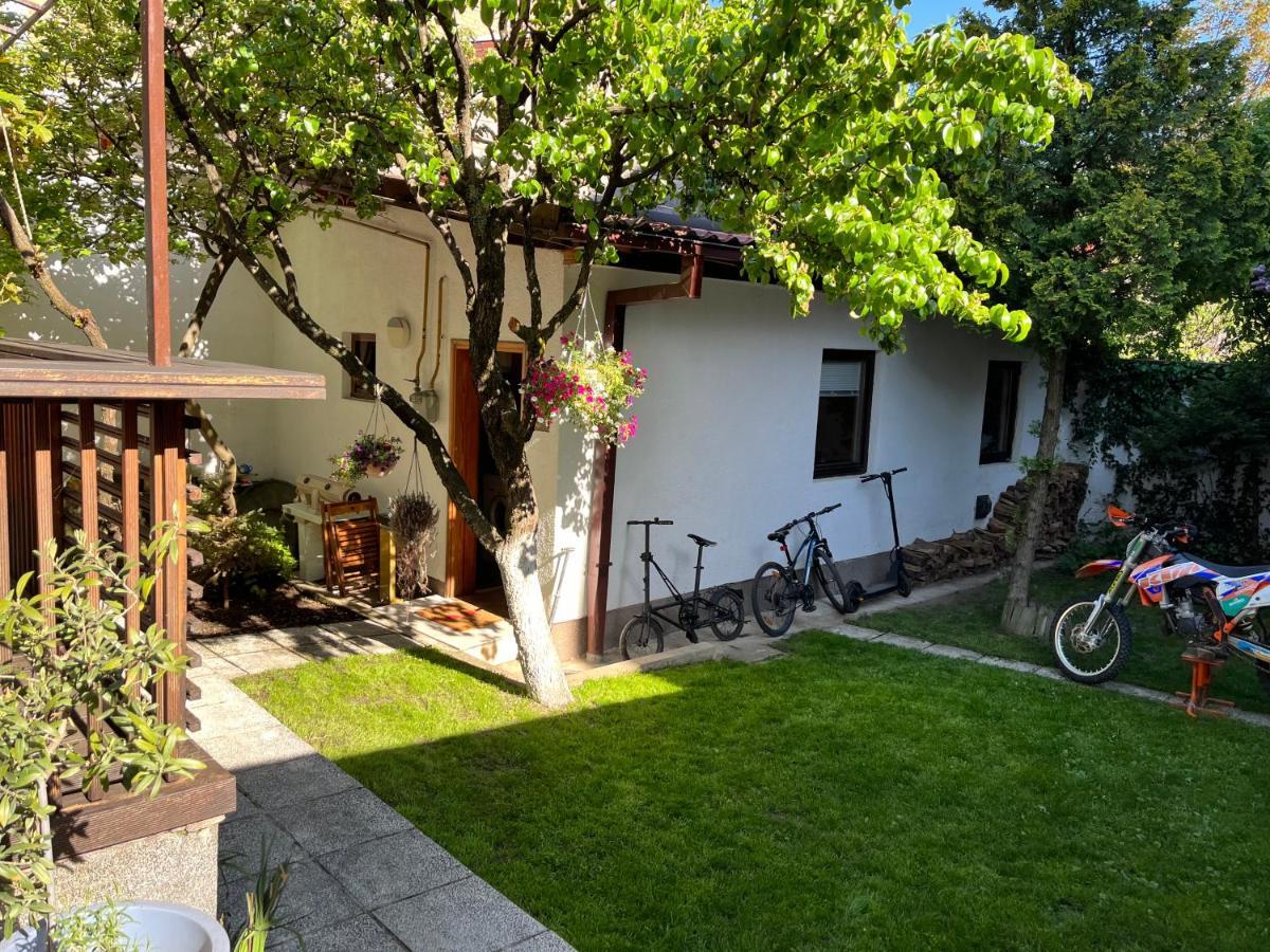 Apartments Music, Garden And Free Parking Saraievo Exterior foto