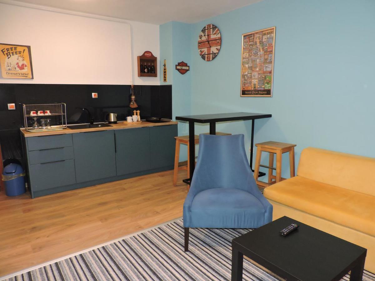 Apartments Music, Garden And Free Parking Saraievo Exterior foto