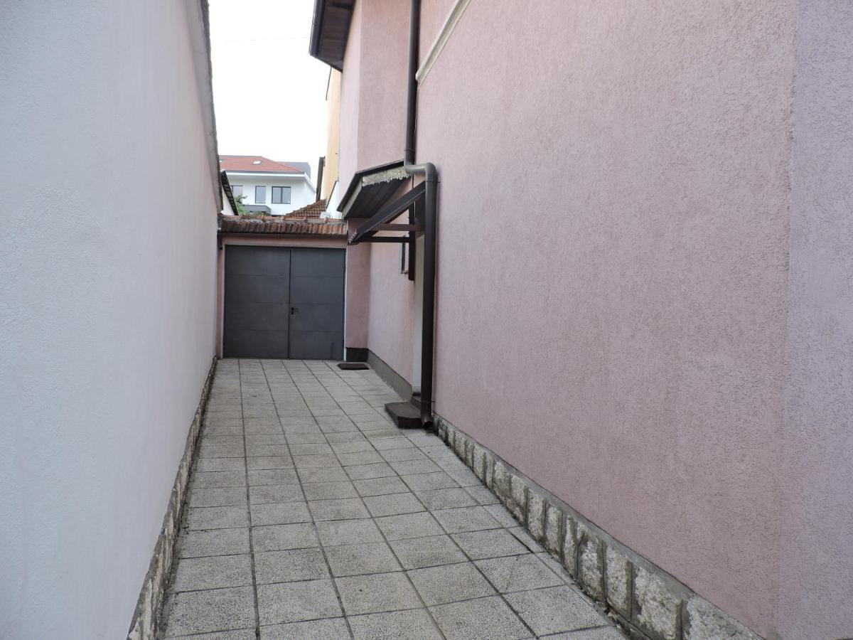 Apartments Music, Garden And Free Parking Saraievo Exterior foto