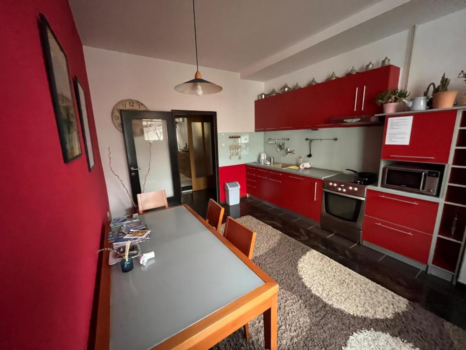 Apartments Music, Garden And Free Parking Saraievo Exterior foto